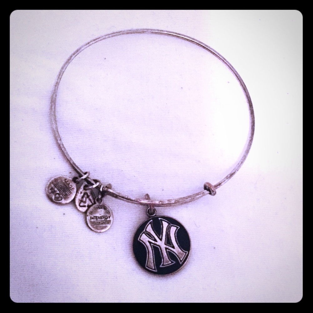 Alex & Ani NY Yankees Bracelet